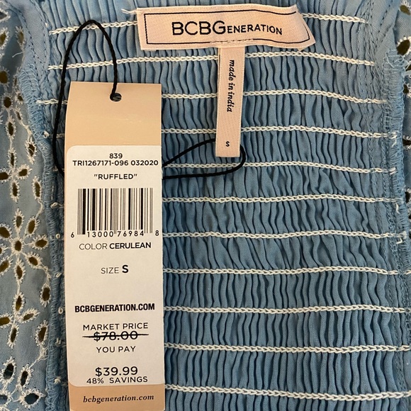 BCBGeneration ruffled crop top size small - Picture 5 of 5